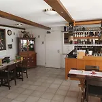 Hotel Hotel-restaurant-linde 2*