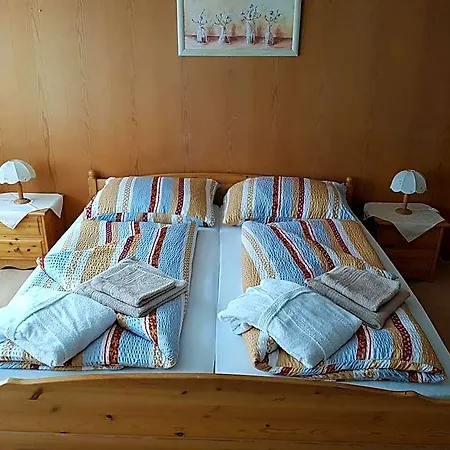 Linde Hotel 2*