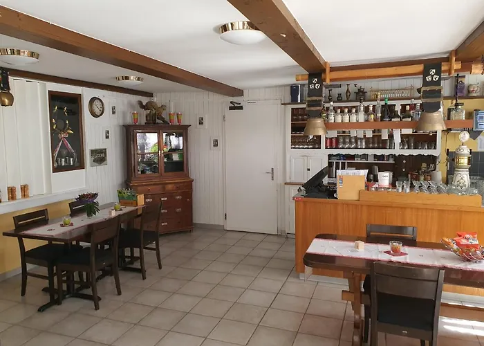 Hotel Hotel-restaurant-linde 2*