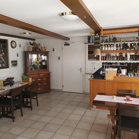 Hotel Hotel-restaurant-linde 2*