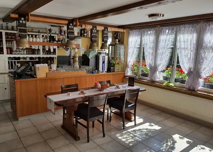 Hotel-restaurant-linde Gundlischwand