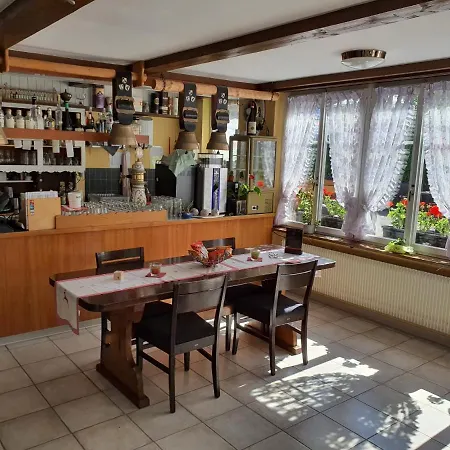 Hotel-restaurant-linde Gundlischwand