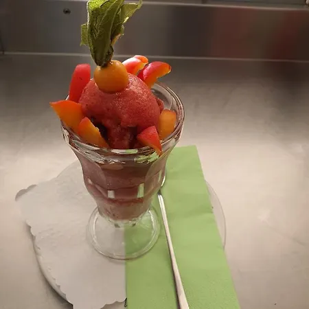 Hotel-restaurant-linde Gundlischwand