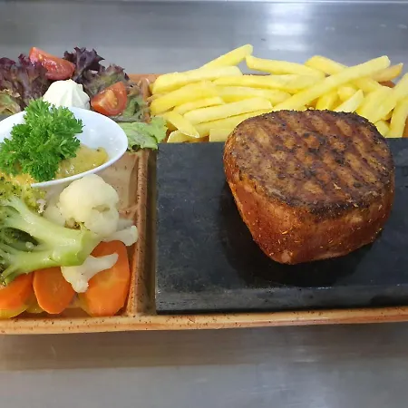 Hotel-restaurant-linde Szálloda