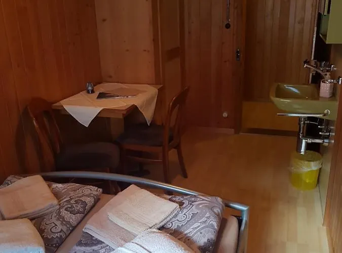 מלון Hotel-restaurant-linde Gundlischwand